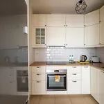 Metro Ksiecia Janusza Cosy شقة وارسو