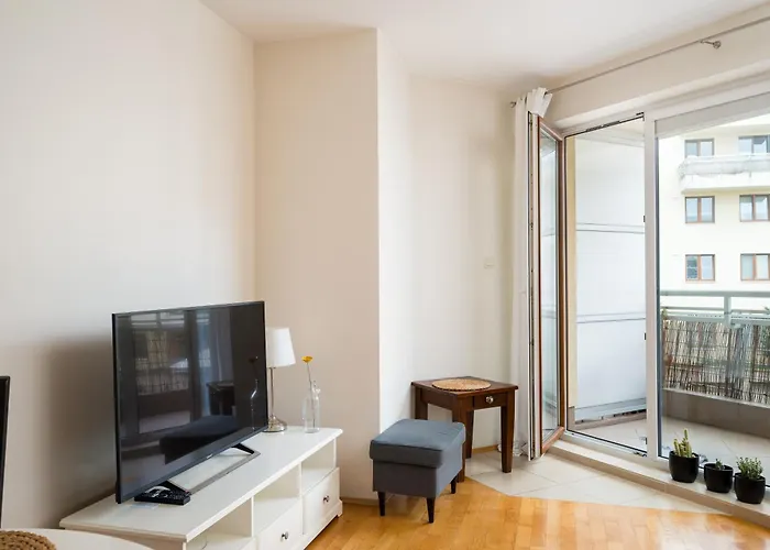 Metro Ksiecia Janusza Cosy Apartment *